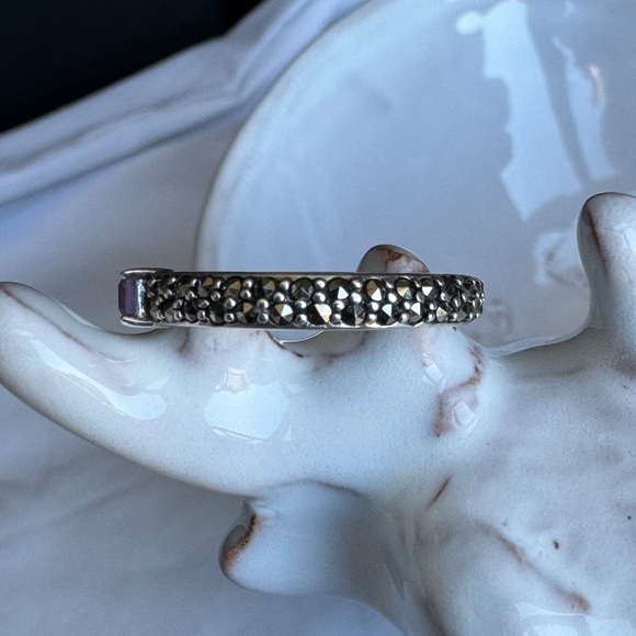 Marcasite Amethyst Pave Ring 925SS - Picture 4 of 9